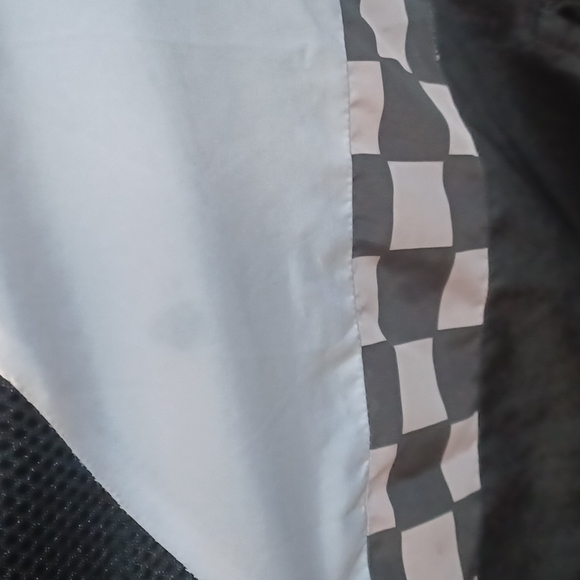 Forever 21 3x hooded wind breaker - Picture 2 of 2